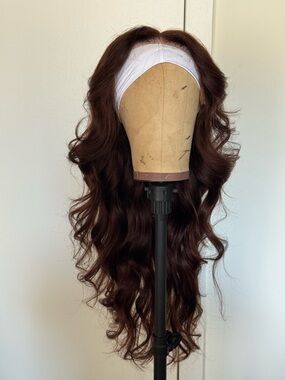NEW! Beauty Forever Loose Wave Layered